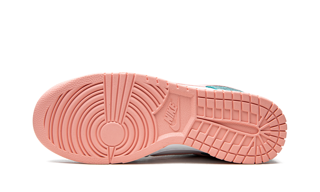 Nike Dunk Low Snakeskin