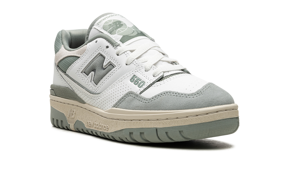 New Balance 550 Seeschaumgrün