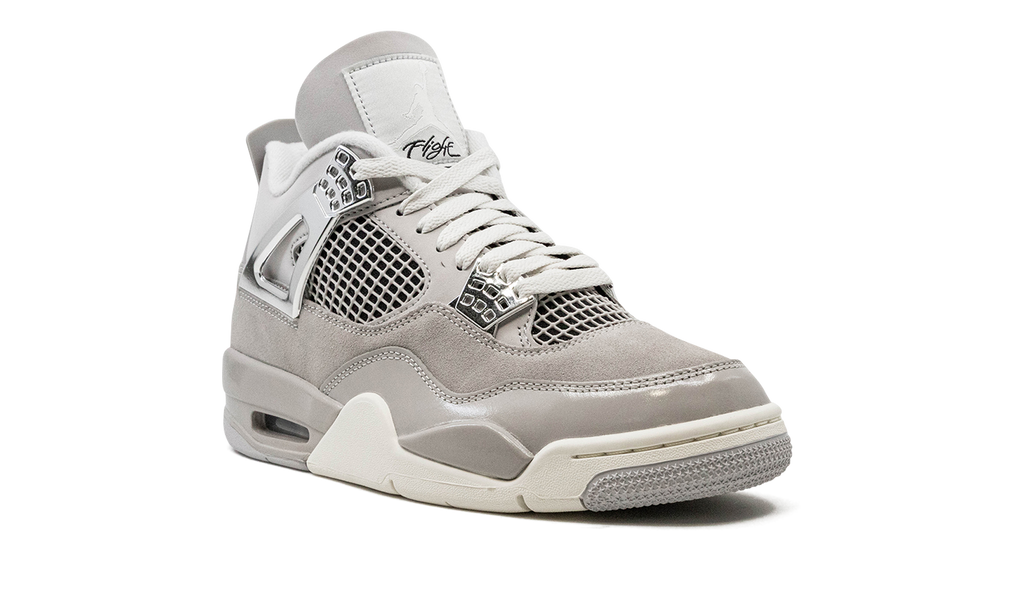 Jordan 4 Retro Frozen Moments 