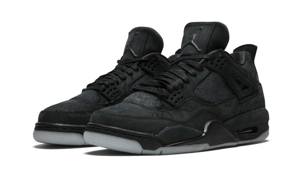 Jordan 4 Retro Kaws Schwarz