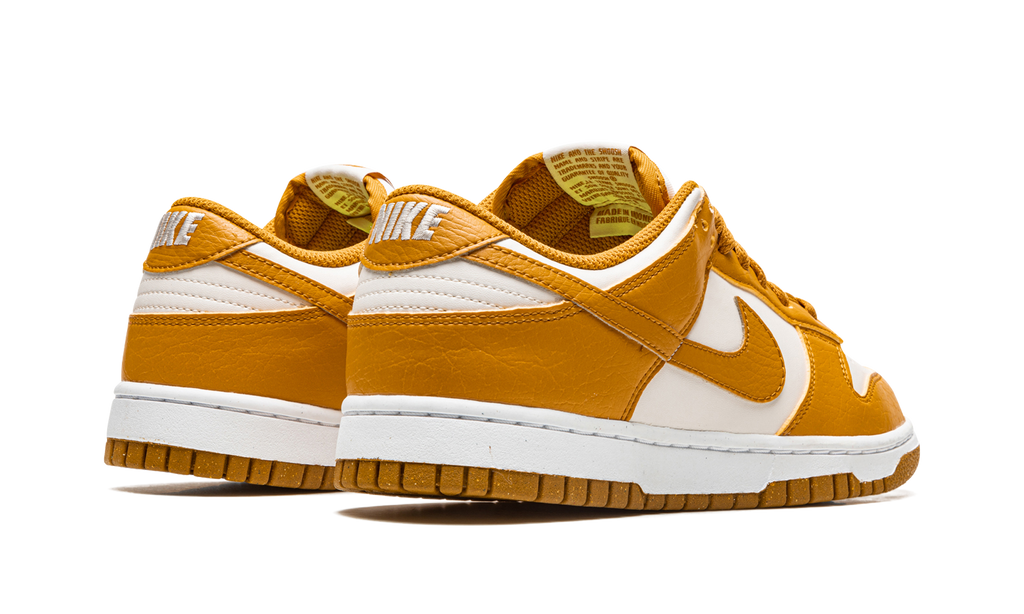 Nike Dunk Low Next Nature Phantom Gold Wildleder
