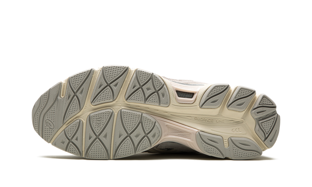 Asics Gel Nyc creme/austerngrau
