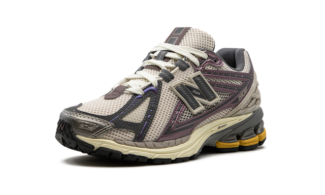 New Balance 1906R "LAKRITZE"