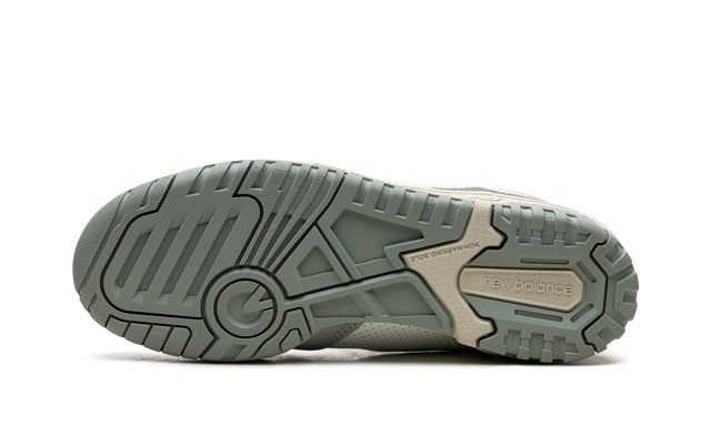New Balance 550 Seeschaumgrün