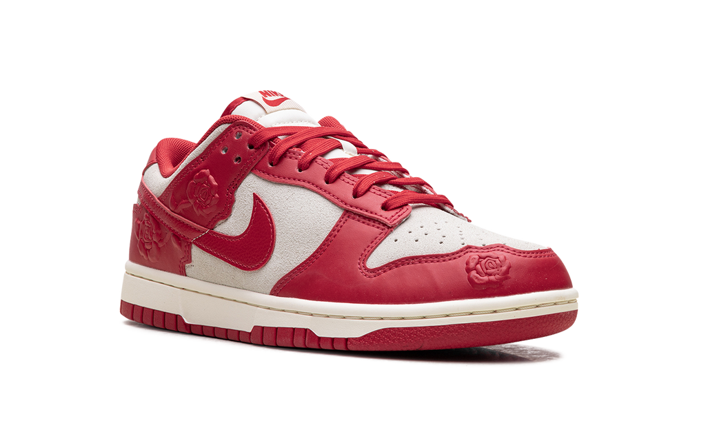 Dunk Low WMNS "Rote Rosen"