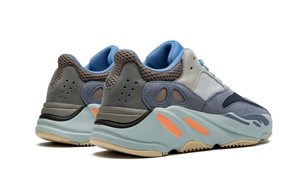 Adidas Yeezy Boost 700 Carbon Blau 