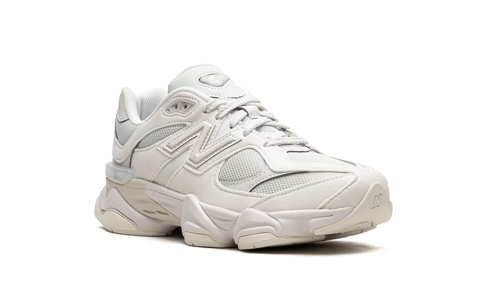 New Balance 9060 GS Grau