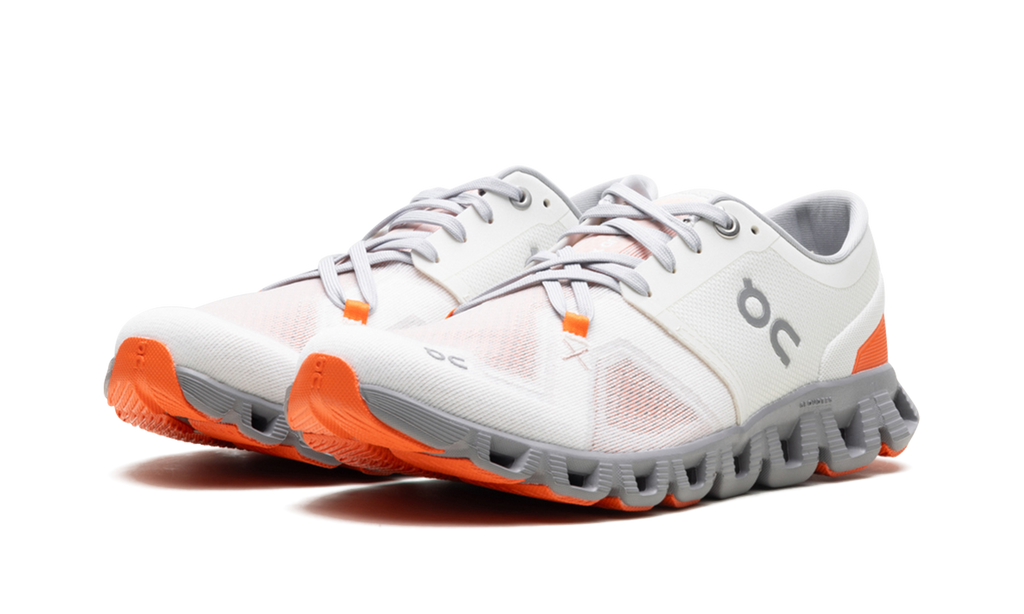 On Running Cloud X 3 Elfenbeinlegierung