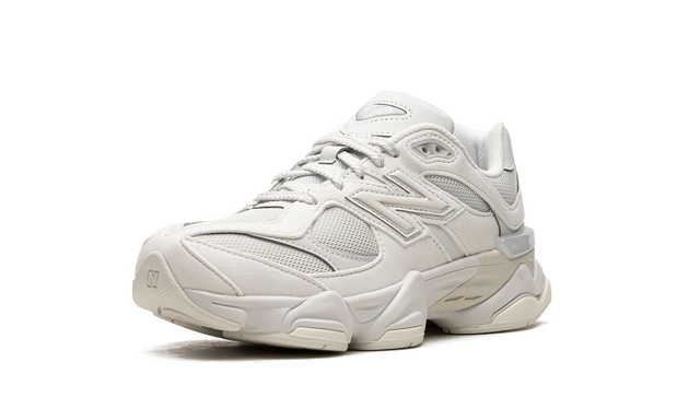 New Balance 9060 GS Grau