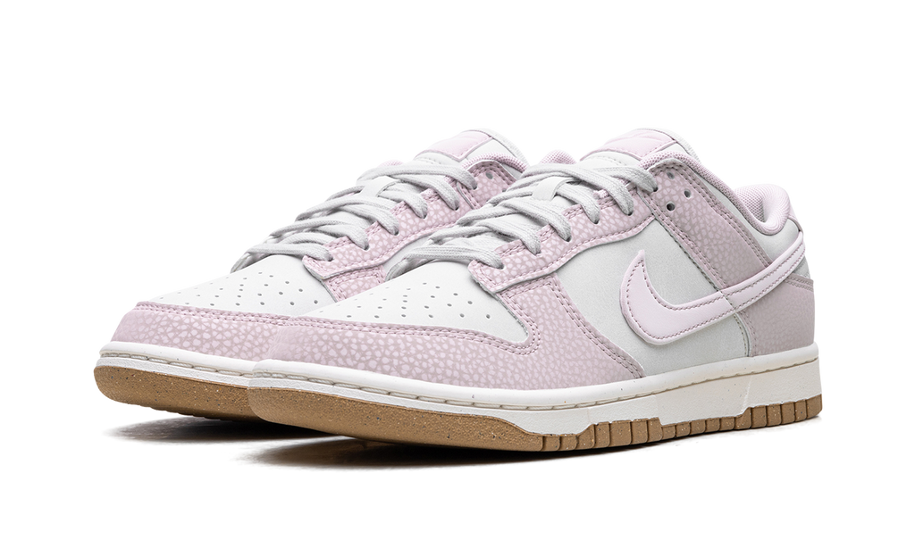 Nike Dunk Low Hellviolett