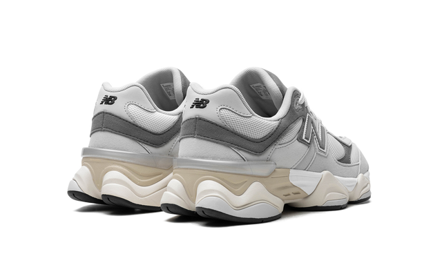 New Balance 9060 Regenwolkengrau