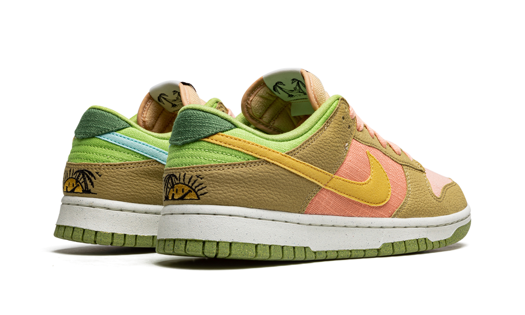 Nike Dunk Low Sun Club Arktis Orange