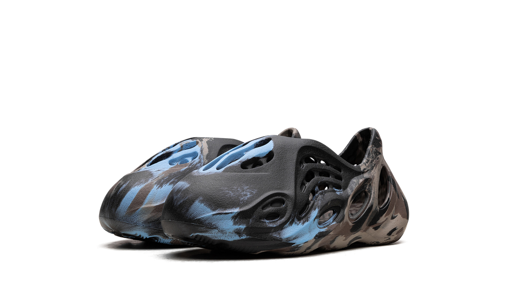 Adidas Yeezy Foam RNR MX Cinder 