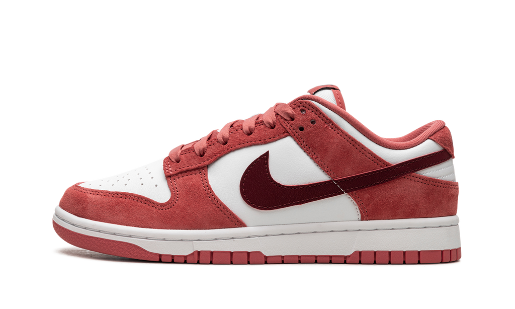 Nike Dunk Low Valentinstag (2024) 