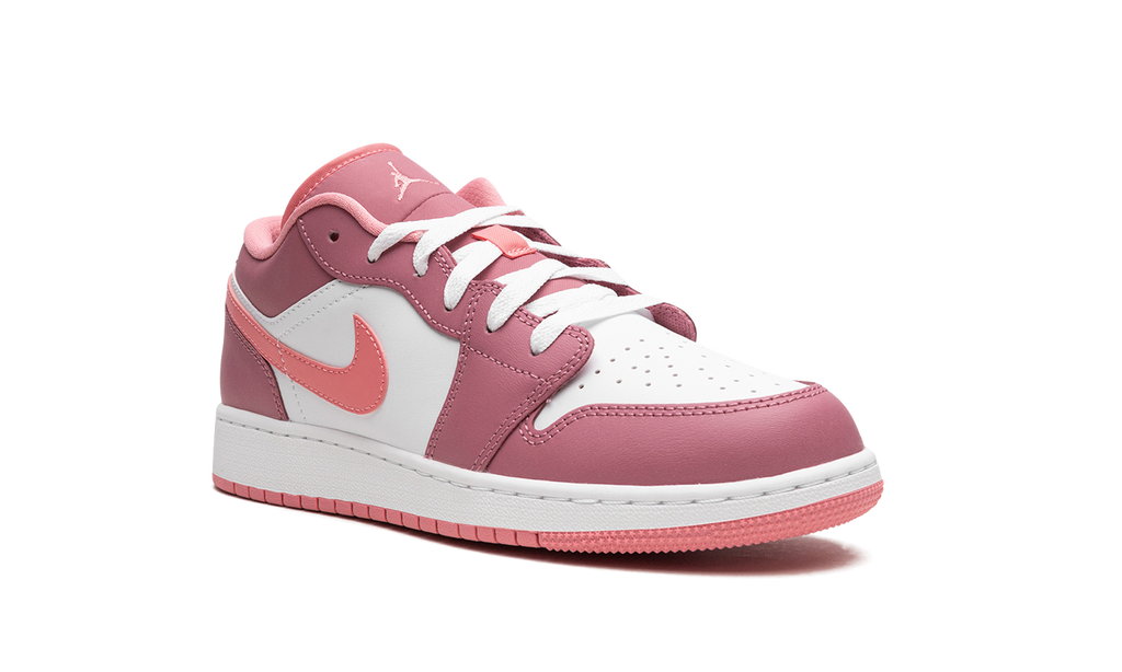 Jordan 1 Low Desert Berry 