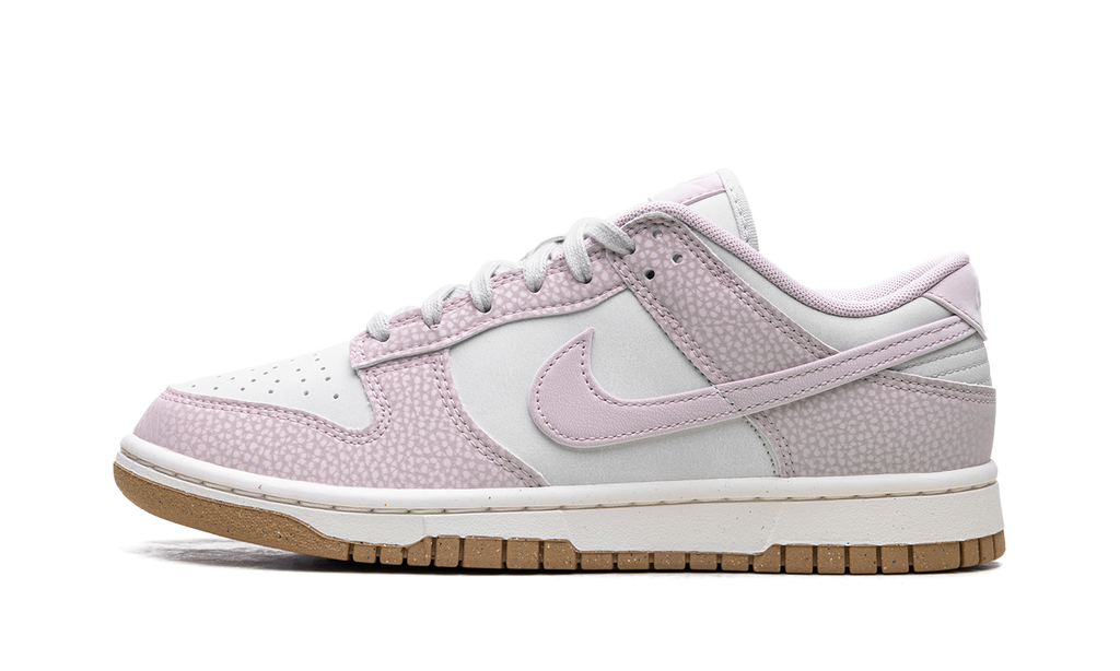 Nike Dunk Low Hellviolett