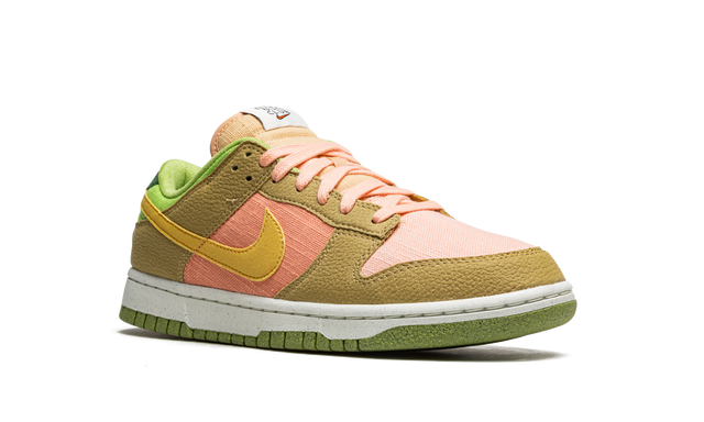 Nike Dunk Low Sun Club Arktis Orange