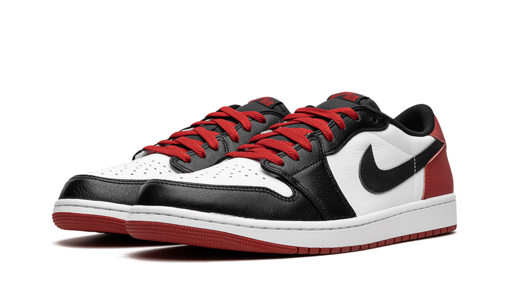 Jordan 1 Retro Low Black Toe