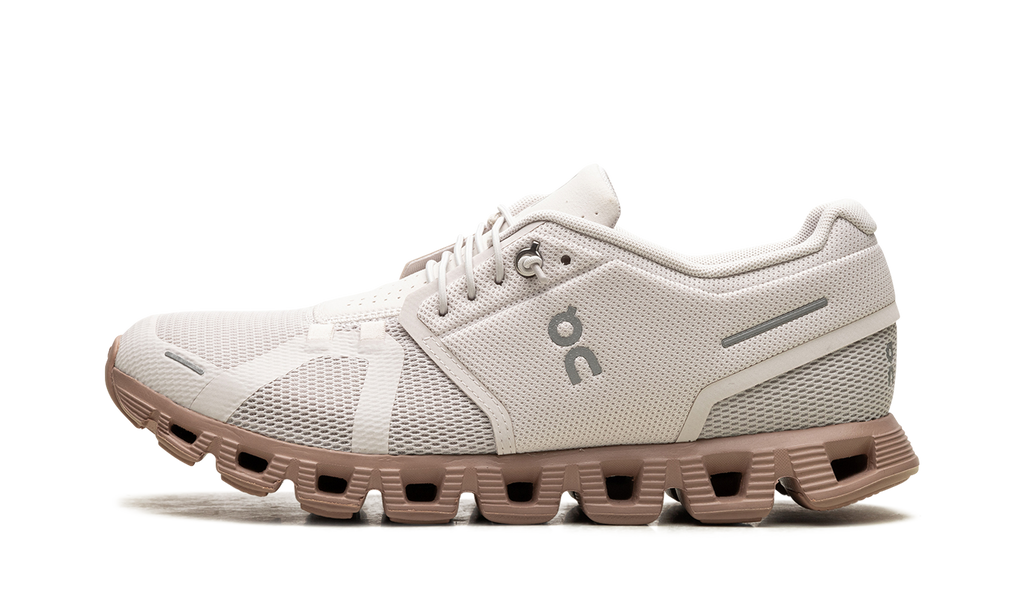 In Running Cloud On 5 Sand Rosebrown