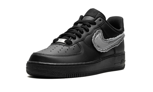 Nike Air Force 1 Low "KAWS x Sky High Farms - Schwarz"