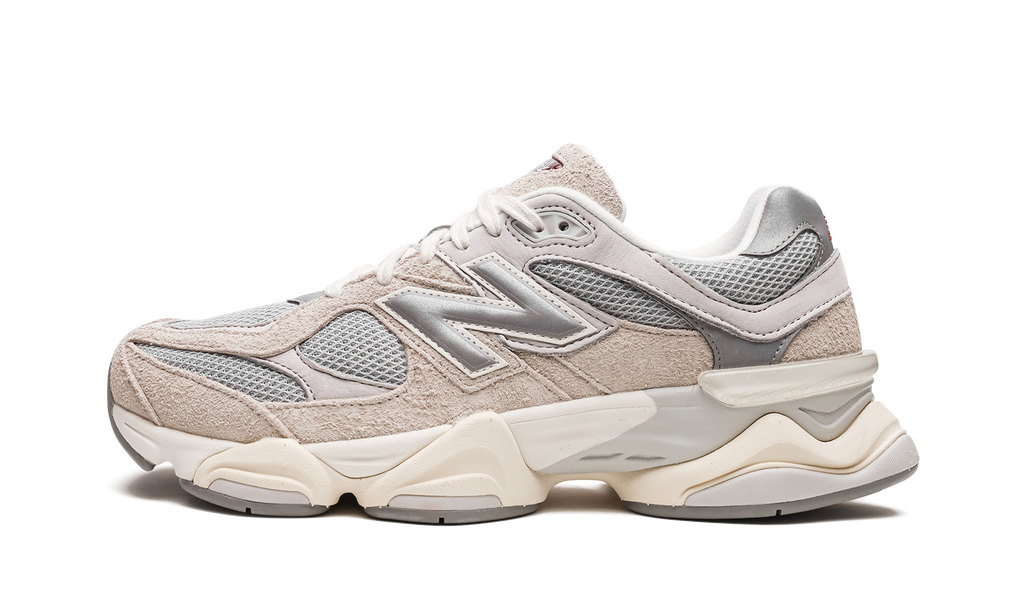 New Balance 9060 Lunar Timberwolf Grau