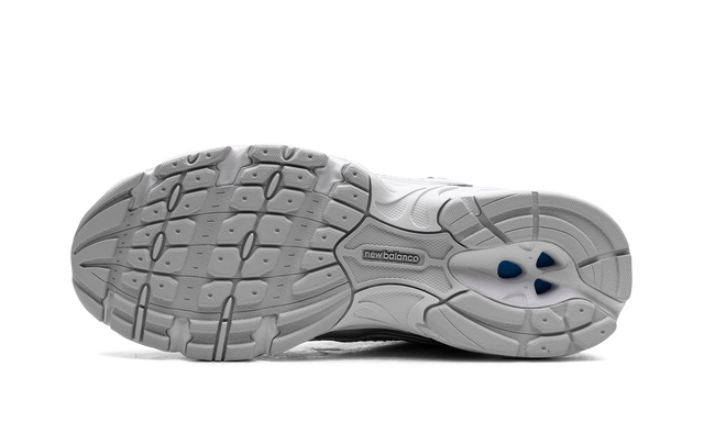 New Balance 530 Moonbeam Silber Metallic