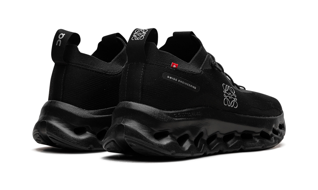 On Running Cloudtilt Loewe All Black