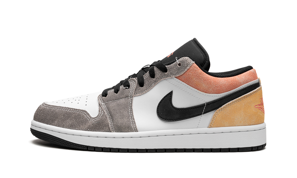Jordan 1 Low SE Flight Club 