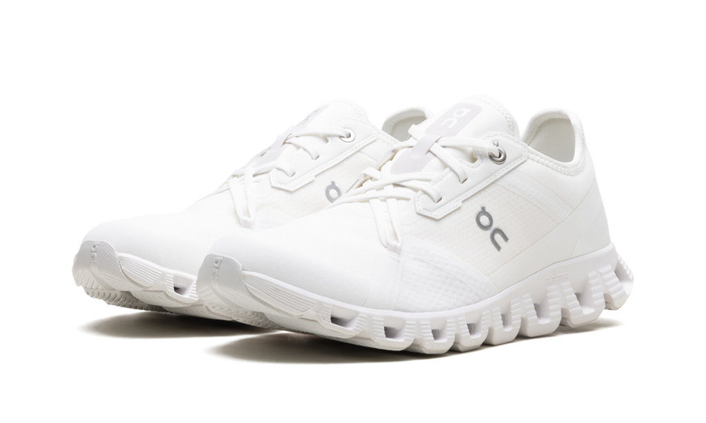 On Running Cloud X 3AD Undyed Weiß
