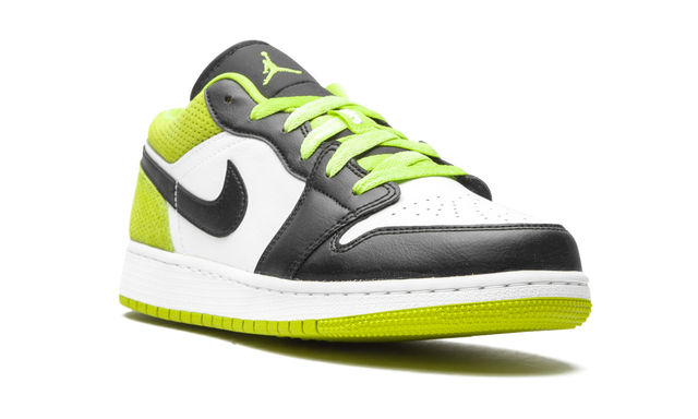 Jordan 1 Low Black Cyber 