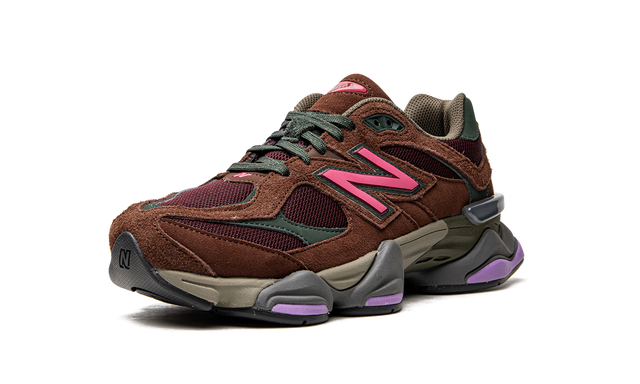 New Balance 9060 Burgunderrosa